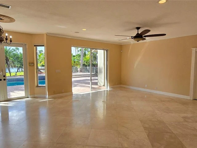 17734 SW 12th St, Pembroke Pines FL 33029