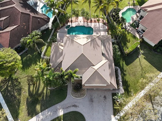 17734 SW 12th St, Pembroke Pines FL 33029