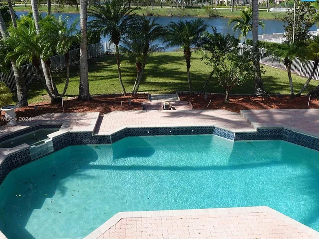 17734 SW 12th St, Pembroke Pines FL 33029