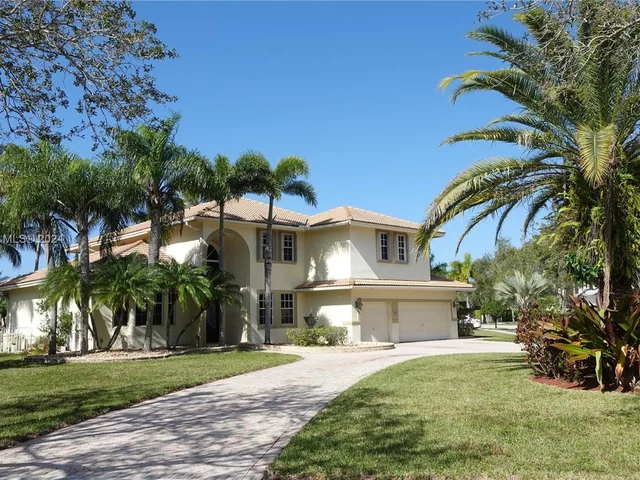 17734 SW 12th St, Pembroke Pines FL 33029