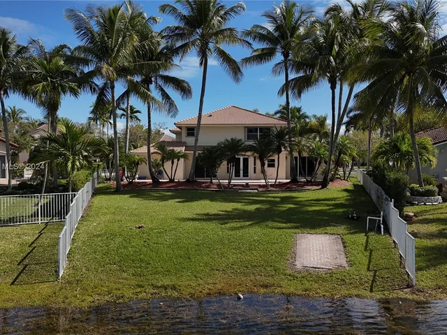 17734 SW 12th St, Pembroke Pines FL 33029