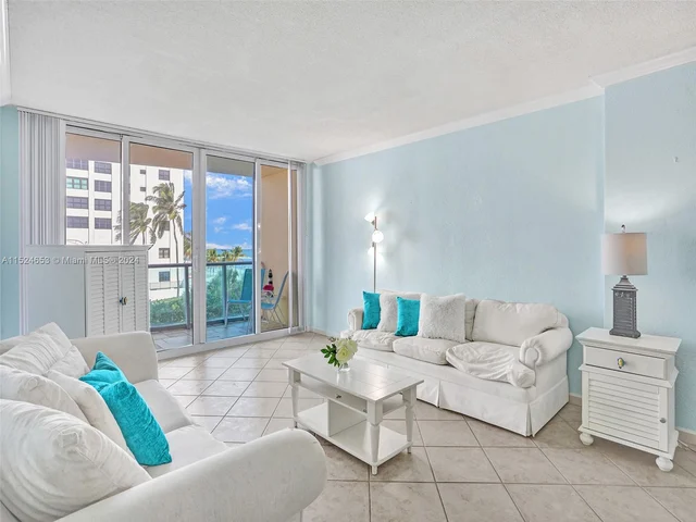 2501 S Ocean Dr # 307, Hollywood FL 33019