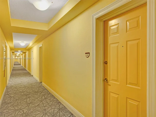 2501 S Ocean Dr # 307, Hollywood FL 33019