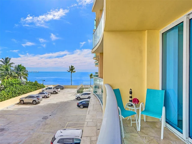 2501 S Ocean Dr # 307, Hollywood FL 33019