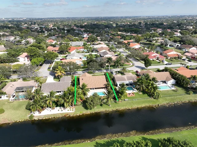 9500 NW 10th St, Plantation FL 33322