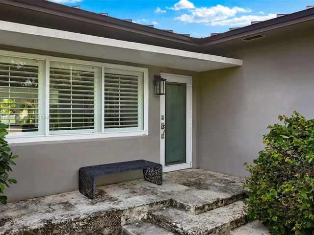 1310 Cleveland Rd, Miami Beach FL 33141