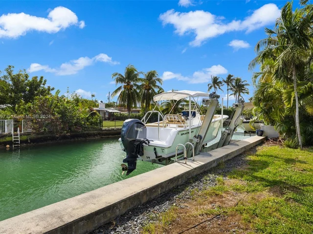 1310 Cleveland Rd, Miami Beach FL 33141