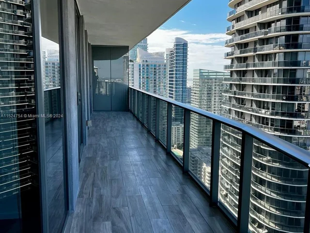 801 S Miami Ave # 3709, Miami FL 33130