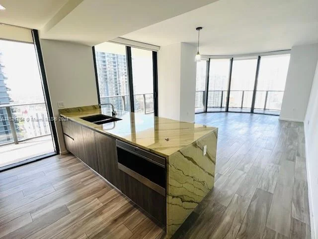 801 S Miami Ave # 3709, Miami FL 33130