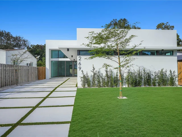 269 NW 45th St, Miami FL 33127