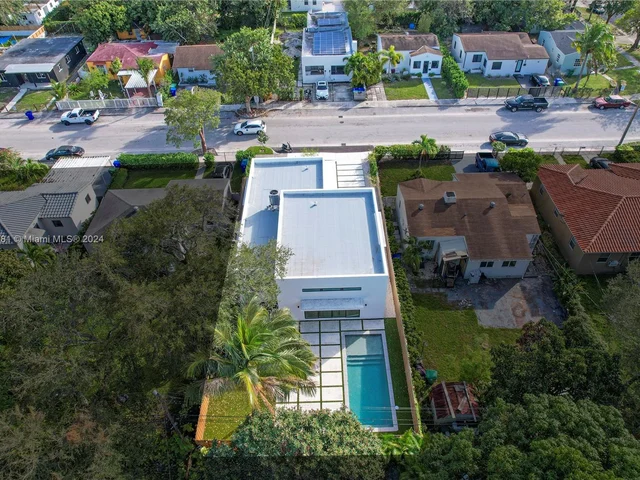 269 NW 45th St, Miami FL 33127