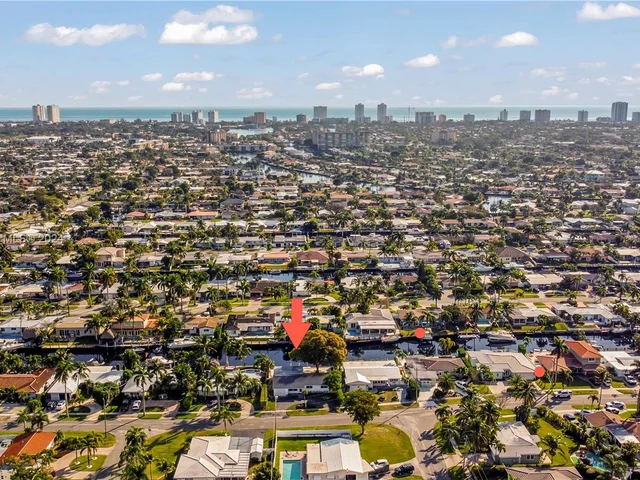 660 SE 4th Ave, Pompano Beach FL 33060