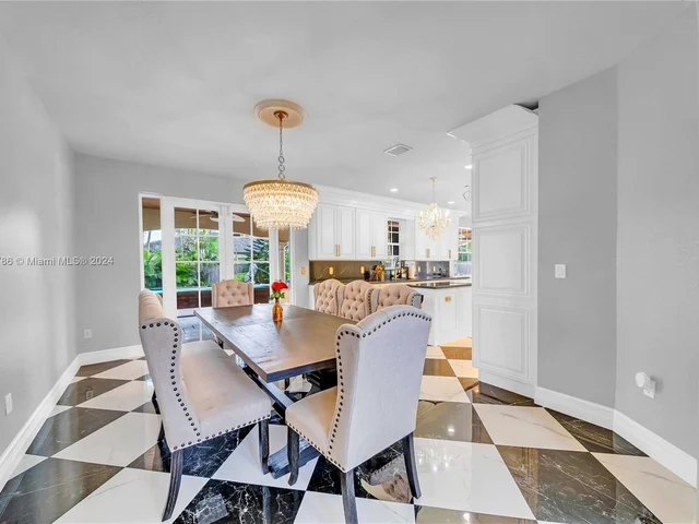 15602 SW 161st St, Miami FL 33187