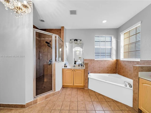 15602 SW 161st St, Miami FL 33187