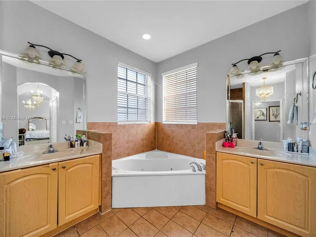 15602 SW 161st St, Miami FL 33187