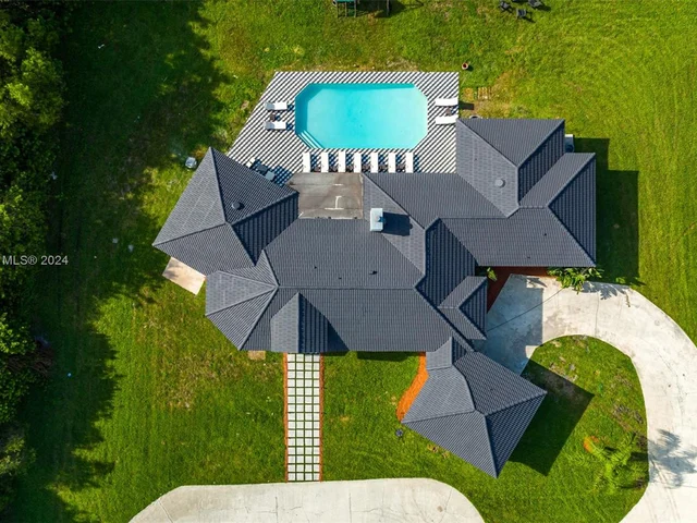 13551 Temple Blvd, West Palm Beach FL 33412