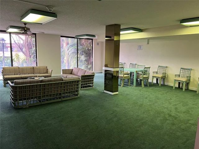 5570 NW 44th St # 509A, Lauderhill FL 33319