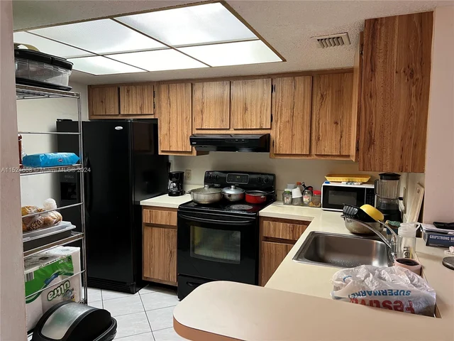 5570 NW 44th St # 509A, Lauderhill FL 33319