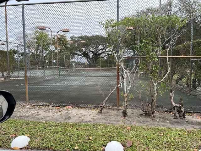 5570 NW 44th St # 509A, Lauderhill FL 33319