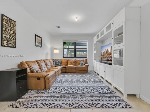 24222 SW 117th Path, Homestead FL 33032