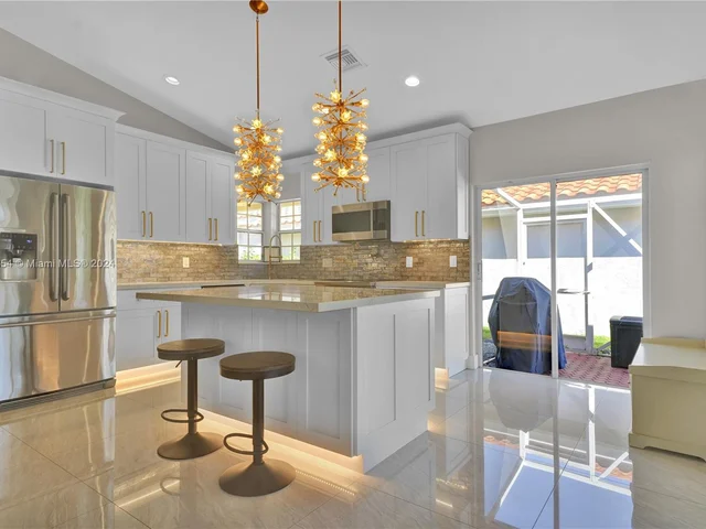 5276 Bodega Pl, Delray Beach FL 33484