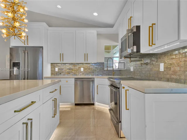 5276 Bodega Pl, Delray Beach FL 33484