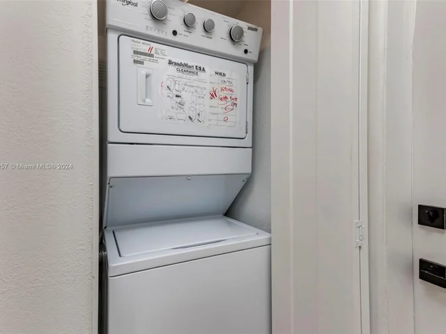 1307 NW 16th St, Fort Lauderdale FL 33311