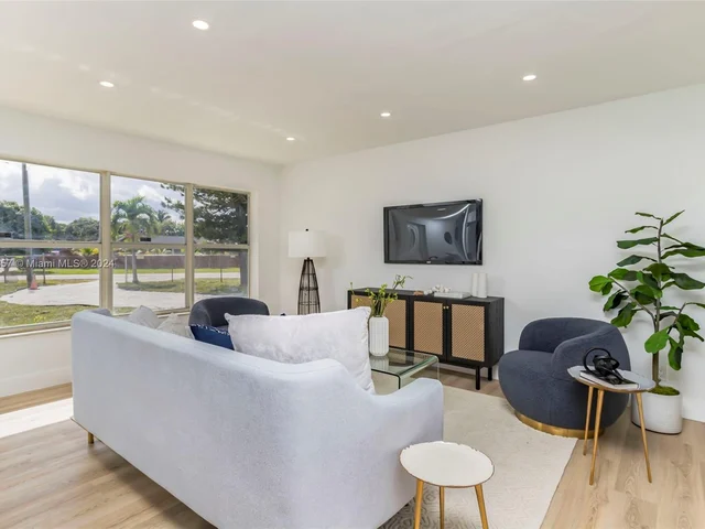 1307 NW 16th St, Fort Lauderdale FL 33311