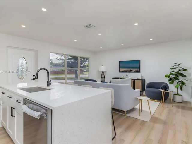 1307 NW 16th St, Fort Lauderdale FL 33311