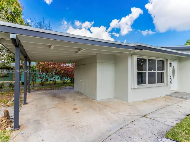 1307 NW 16th St, Fort Lauderdale FL 33311