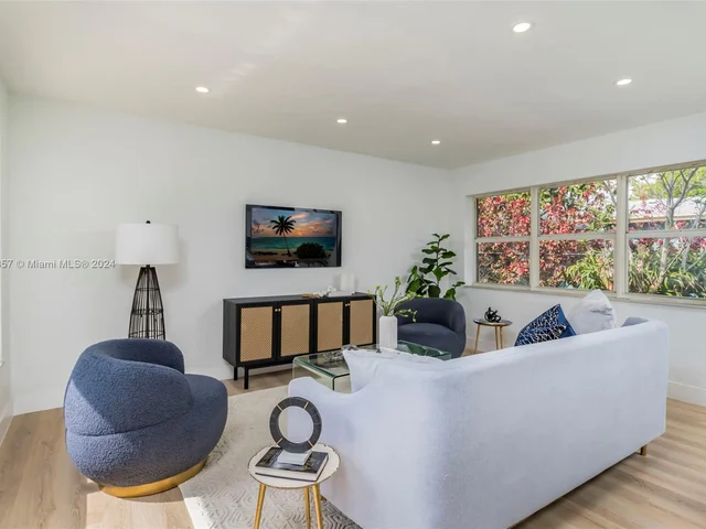 1307 NW 16th St, Fort Lauderdale FL 33311