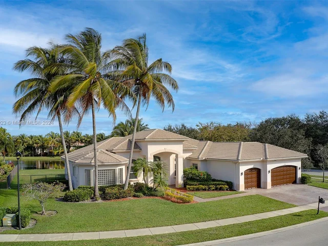 15005 SW 35th St, Davie FL 33331