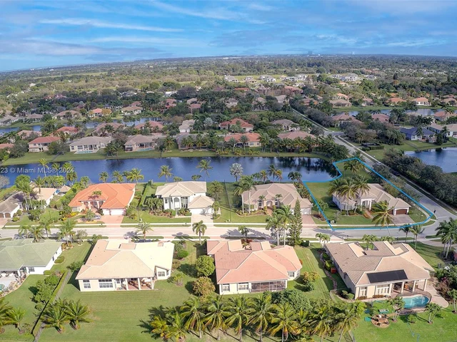 15005 SW 35th St, Davie FL 33331