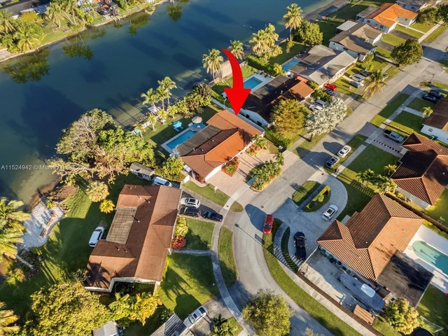 8436 SW 143rd Ave, Miami FL 33183