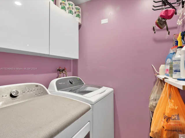 8436 SW 143rd Ave, Miami FL 33183