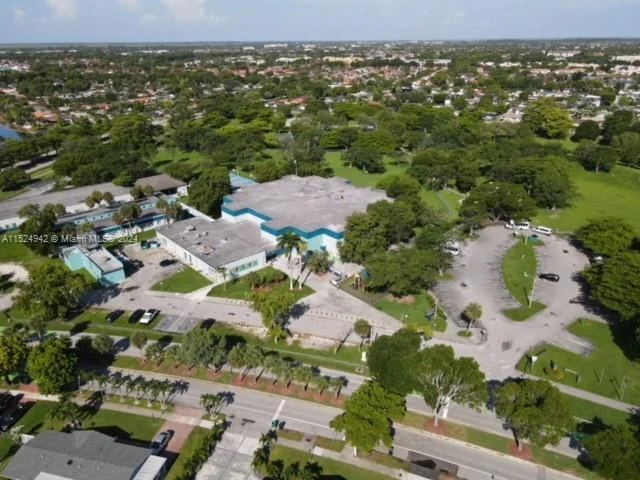 8436 SW 143rd Ave, Miami FL 33183