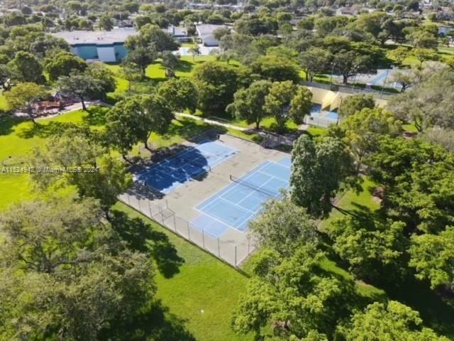 8436 SW 143rd Ave, Miami FL 33183