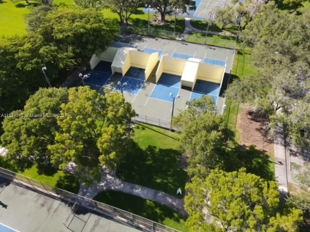 8436 SW 143rd Ave, Miami FL 33183