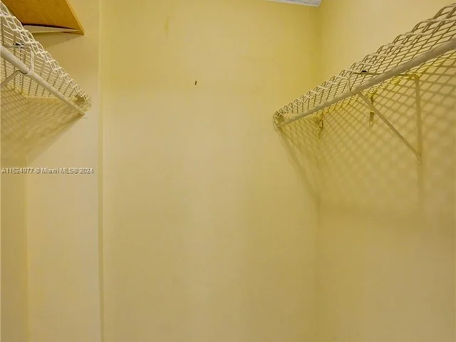 1817 S Ocean Dr # 928, Hallandale Beach FL 33009