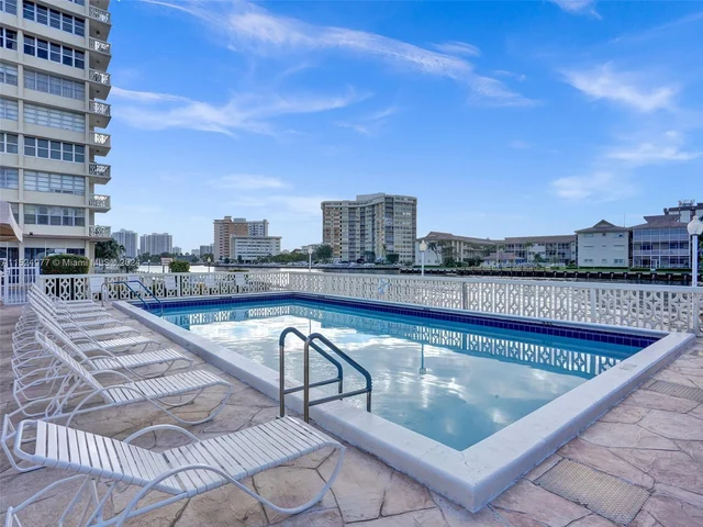 1817 S Ocean Dr # 928, Hallandale Beach FL 33009
