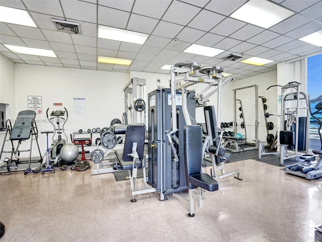 1817 S Ocean Dr # 928, Hallandale Beach FL 33009