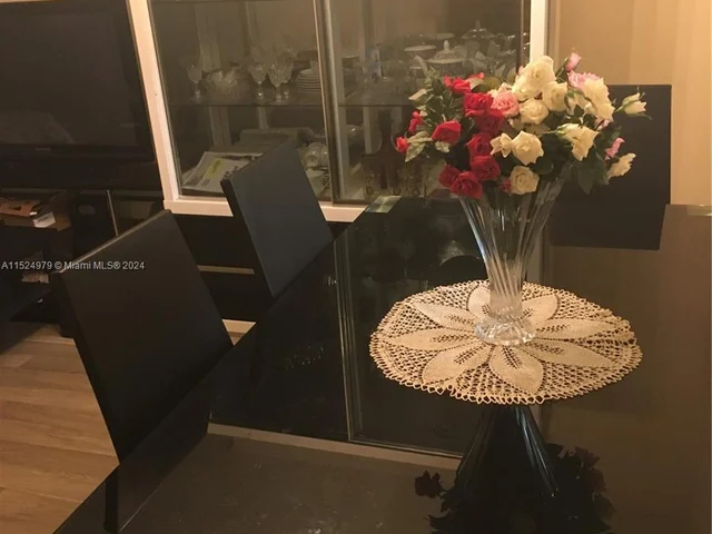 421 NE 14 ave # 405, Hallandale Beach FL 33009