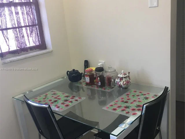 421 NE 14 ave # 405, Hallandale Beach FL 33009