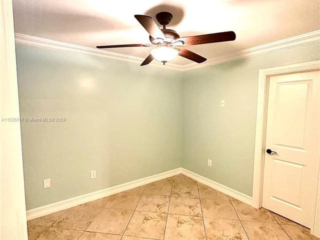 19851 SW 114th Ave # 302, Miami FL 33157