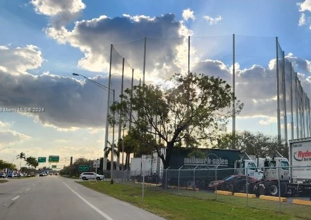 301 NW 177th St # 216, Miami Gardens FL 33169