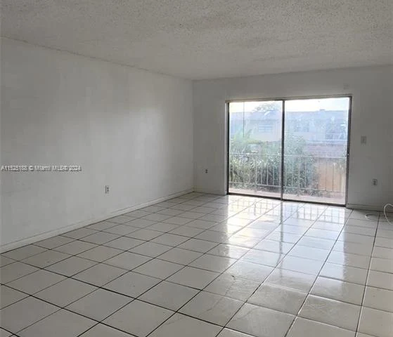 301 NW 177th St # 216, Miami Gardens FL 33169