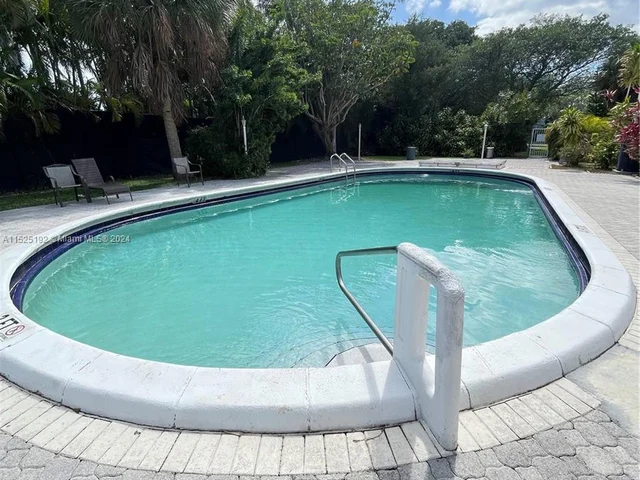 1420 Atlantic Shores Blvd # 130, Hallandale Beach FL 33009