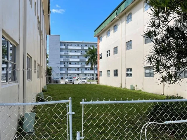 1420 Atlantic Shores Blvd # 130, Hallandale Beach FL 33009