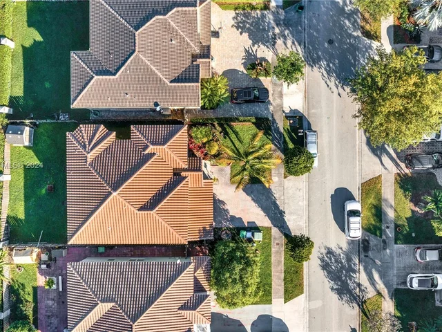 14051 SW 152nd Ter, Miami FL 33177