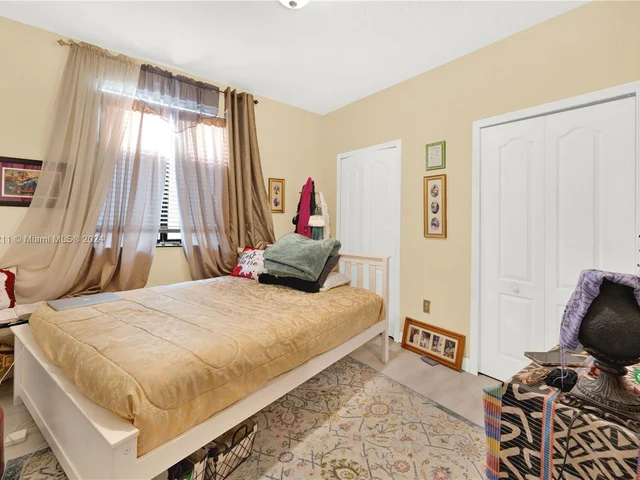 14051 SW 152nd Ter, Miami FL 33177